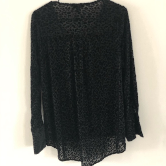 The Limited Women’s Top Blouse M Black Print - Picture 4 of 6